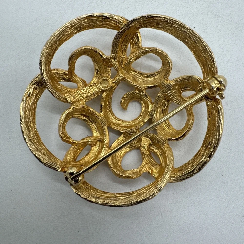 Vintage Sarah Coventry Gold Tone Swirl Brooch 2
